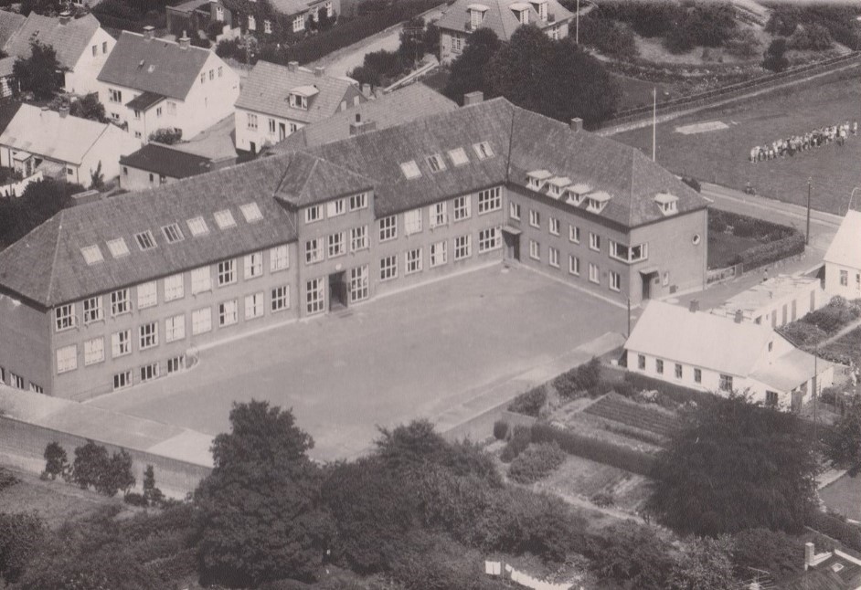 230413 give skole 2